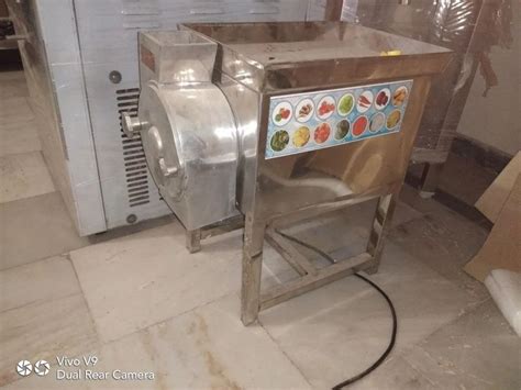 Fully Automatic Gujiya Momo Machine - Gujiya Momo Machine Manufacturer ...