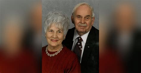 Holcombe Brothers Funeral Home Burnsville, North Carolina (NC) | Who ...