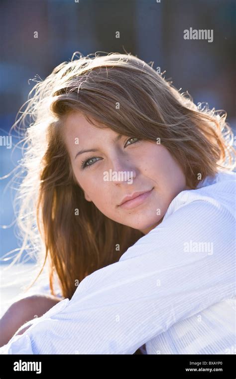 Young Person 的图像结果