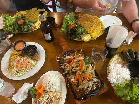 Dinner at Hoang - Reviews, Photos - Hoang Cuisine Vietnamese Restaurant ...