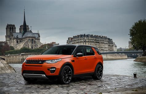 2017 Land Rover Discovery Sport Buyer's Guide: Reviews, Specs, Comparisons