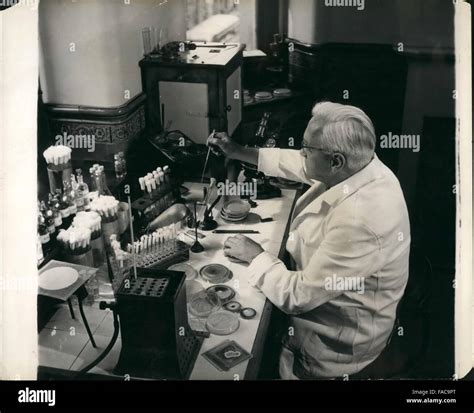 1962 - Jubilee of the discovery of Penicillin: Sir Alexander Fleming to receive presentation ...