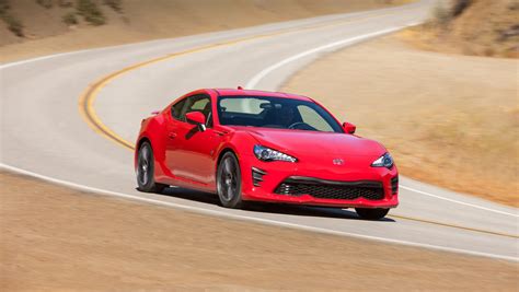 Review: 2017 Toyota 86 is Scion FR-S sports car reborn