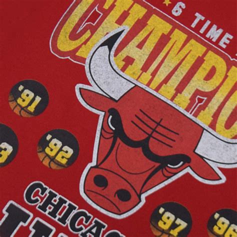 NBA - Chicago Bulls Champions Graphic Print Oversized T-Shirt 'Red' - NBA