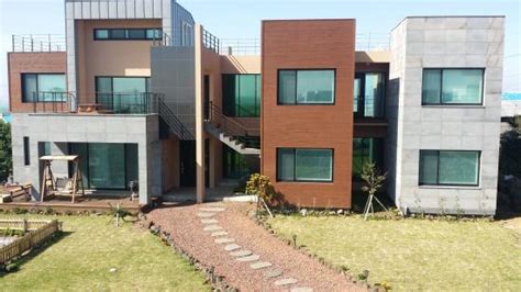 LYNNE & SOL GUESTHOUSE (Jeju) - B&B Reviews & Photos - Tripadvisor