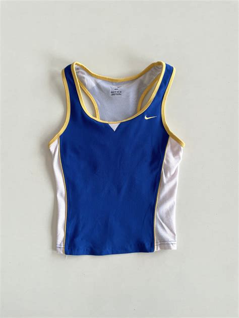 Nike Dri Fit Top-Bust 28 to 32 – Outdated