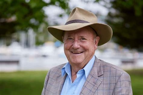 Dr Harry Cooper rejects retirement to remain a beloved TV animal ...