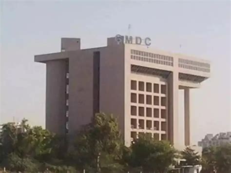 Engineers India, NBCC among 8 PSU stocks where both FIIs and MF hiked ...