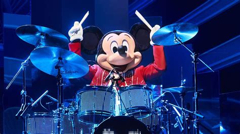 Rien que d'y penser : Disneyland Paris bat la mesure pour Noël