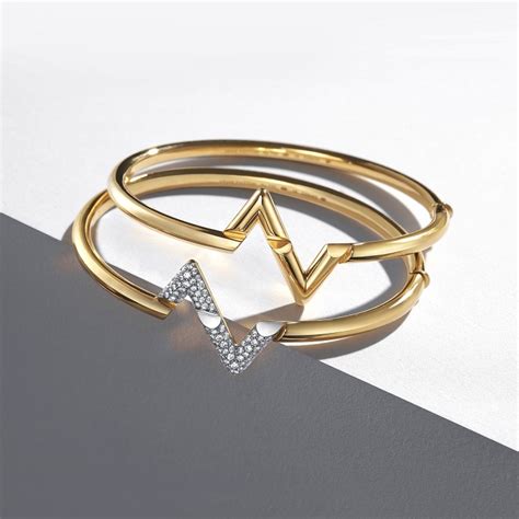 『珠宝』Louis Vuitton 推出 Bravery 高级珠宝系列新作：致敬品牌经典旅行箱 | iDaily Jewelry · 每日珠宝杂志