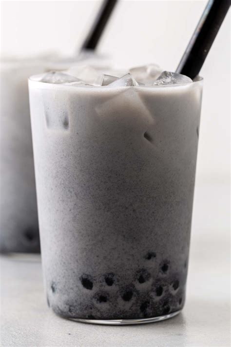 Black Sesame Bubble Tea (Black Sesame Boba Milk Tea) - Oh, How Civilized
