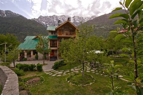 Sissu Lake Holiday Rentals & Homes - Himachal Pradesh, India | Airbnb