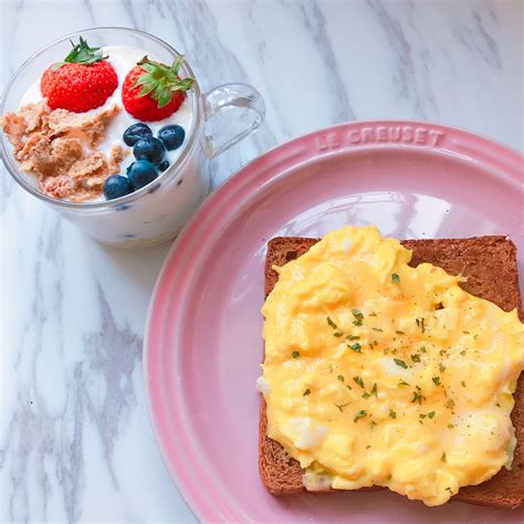The Best Egg And Bread Recipes That'll Keep You Full And Fancy