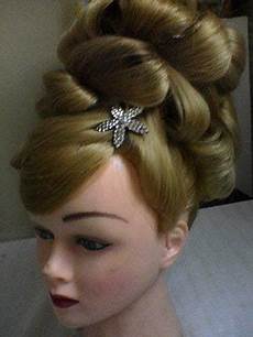 Khaleeji Hair Style by Beduoin Princess What The Khaleeji Muslim Wears Khaleeji Hair Style