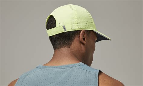 Nike Dri-FIT AeroBill Featherlight Perforated Running Cap. Nike IN