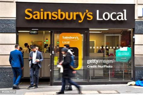 Sainsbury's Local Store 的图像结果