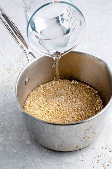 How to Cook Quinoa (a step-by-step guide + recipes!)