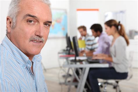 Free Computer Courses for Adults 的图像结果