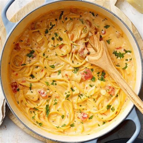 Cheesy Chicken Spaghetti Recipe: How to Make It