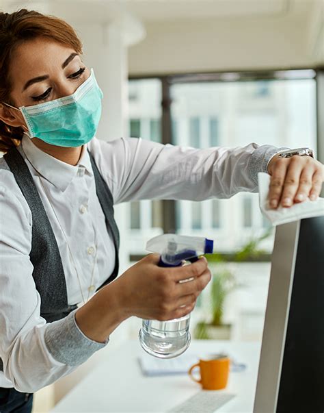 Computer maintenance Computer Cleaning 的图像结果