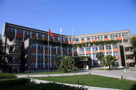 广州市真光中学初中部本部校区今日落成，可提供24个班学位_房产资讯_房天下