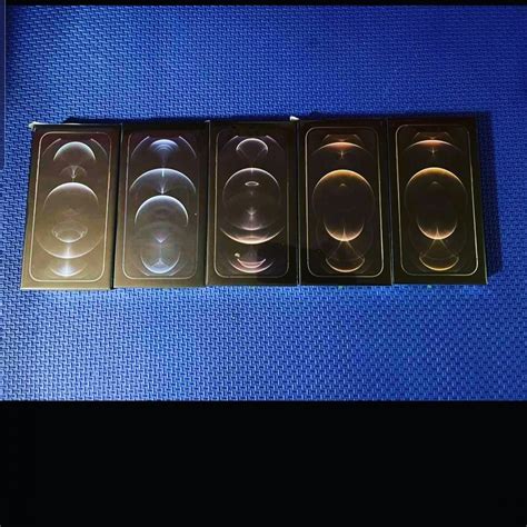 iPhone 12 Pro Max Red 的图像结果