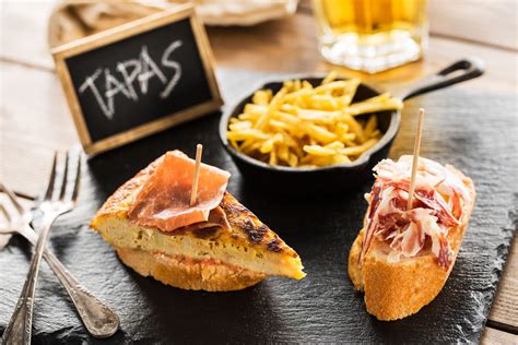 The 15 most popular foods in Spain you must try before leaving ...