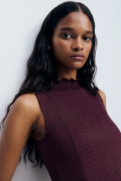 Women's Plum red Smocked dress | H&M IN