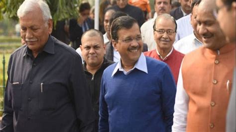 दिल्ली: 'युवा संसद' में केजरीवाल बोले- जनता की शासन में हो प्रत्यक्ष ...