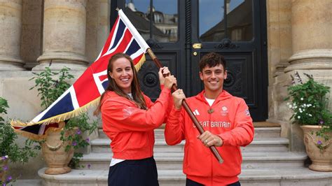 Olympics 2024: Tom Daley, Helen Glover to carry Team GB flags - ESPN