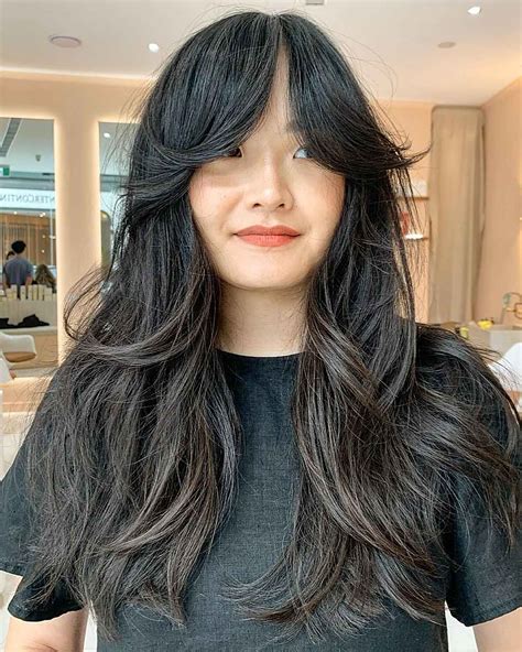 26 Stunning Haircuts with Long Layers for Straight Hair
