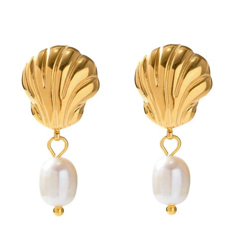 Shell Pearl Huggie – Minimal Lady Jewels