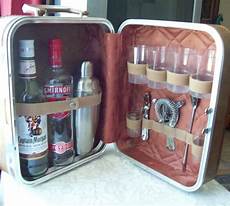 mobili shaker vintage portable travel bar w tools suitcase mobili shaker vintage portable travel bar w tools suitcase