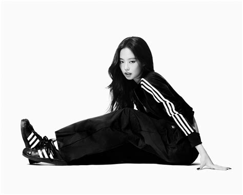 JENNIE x Adidas “Superstar” – BLACKPINK CAFÉ