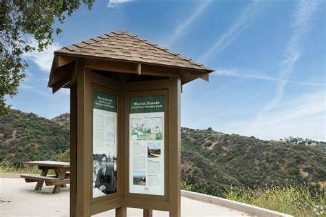 Tarzana, CA City Guide | About Living in Tarzana - Homes.com