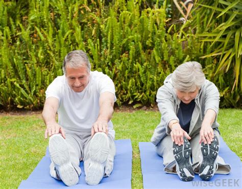 What are the Benefits of Yoga for Seniors? (with pictures)