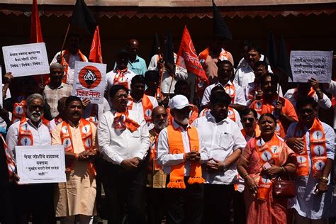 Navi Mumbai News: Shiv Sena (UBT) Group Protests Against RSS Leader ...
