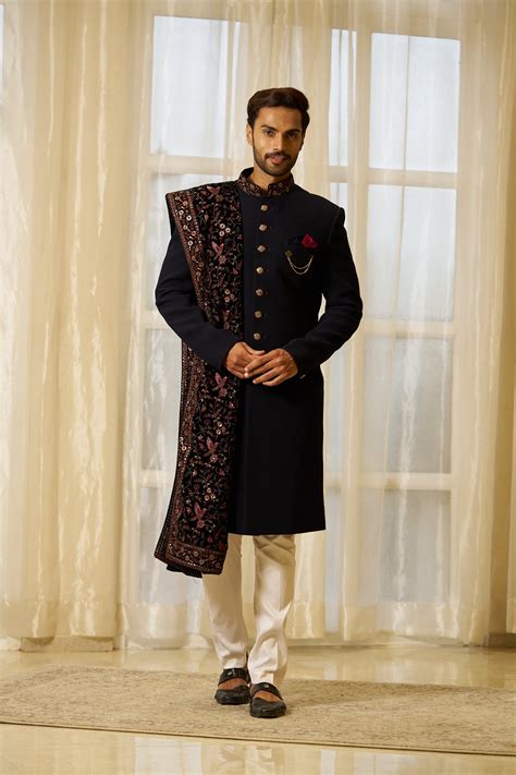 Navy blue indo western with heavily worked dupatta – raaya.in