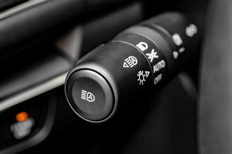 Simple Guide to High-Beams: When You Must Dim Your High Beam Lights ...