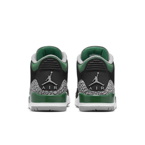 Air Jordan 3 'Pine Green' (CT8532-030) Release Date. Nike SNKRS