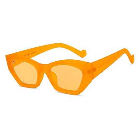 Buy Kiara Advani: Yellow Full Rim Cat Eye Vincent Chase Holiday edit VC ...