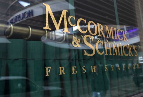 Popular Steakhouse Chain Closes Final Location in U.S. City - Men's Journal