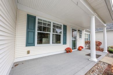 4 Bow Center Rd Unit F2, Bow, NH 03304 | Homes.com
