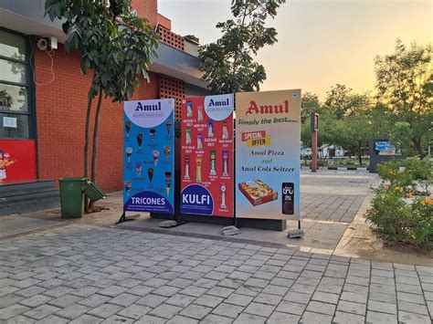 Menu at Amul Foodland, Kevadia