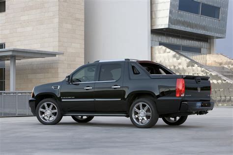 2009 Cadillac Escalade Image. Photo 15 of 16