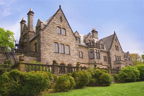 Home Insurance CT - Griffith E Harris