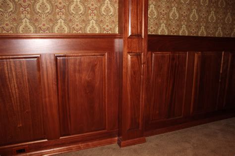 Mahogany Wainscoting for Elegant Wall Decor