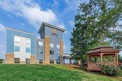 COMFORT SUITES (Palestine) - Hotel Reviews, Photos, Rate Comparison ...