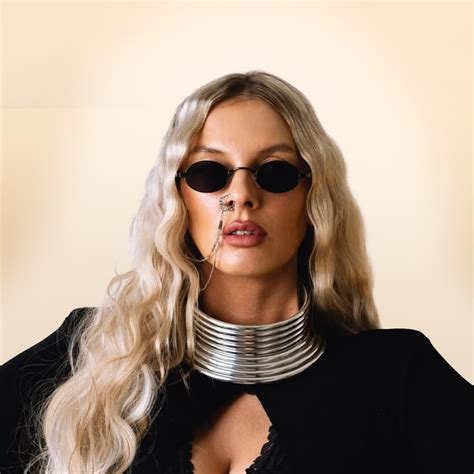 Sona Dora Shows, Tickets and More. Follow Now!