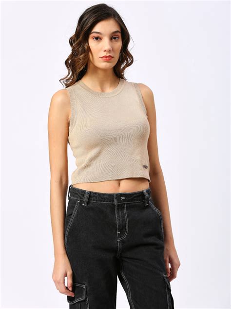 Gen Z Fashion Trends in 2024: Top Gen Z Style Outfits – LoveGen